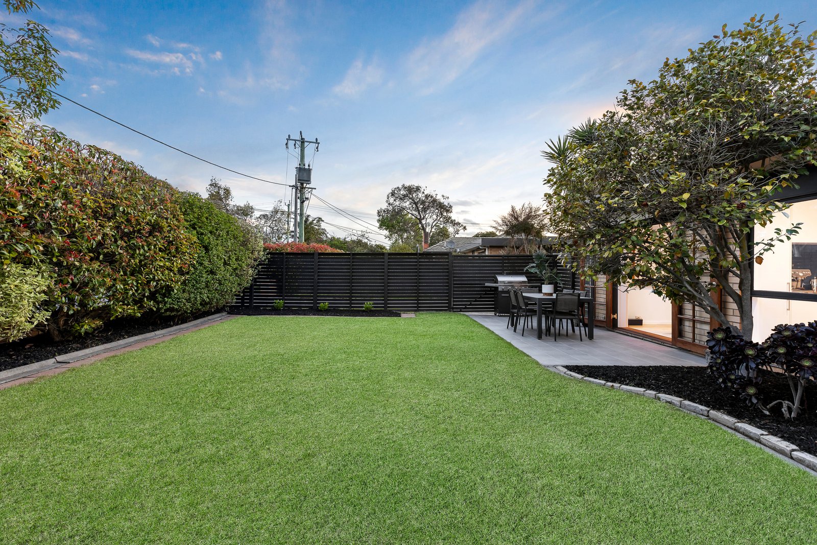 Gallery: 2/3 Guernsey Avenue