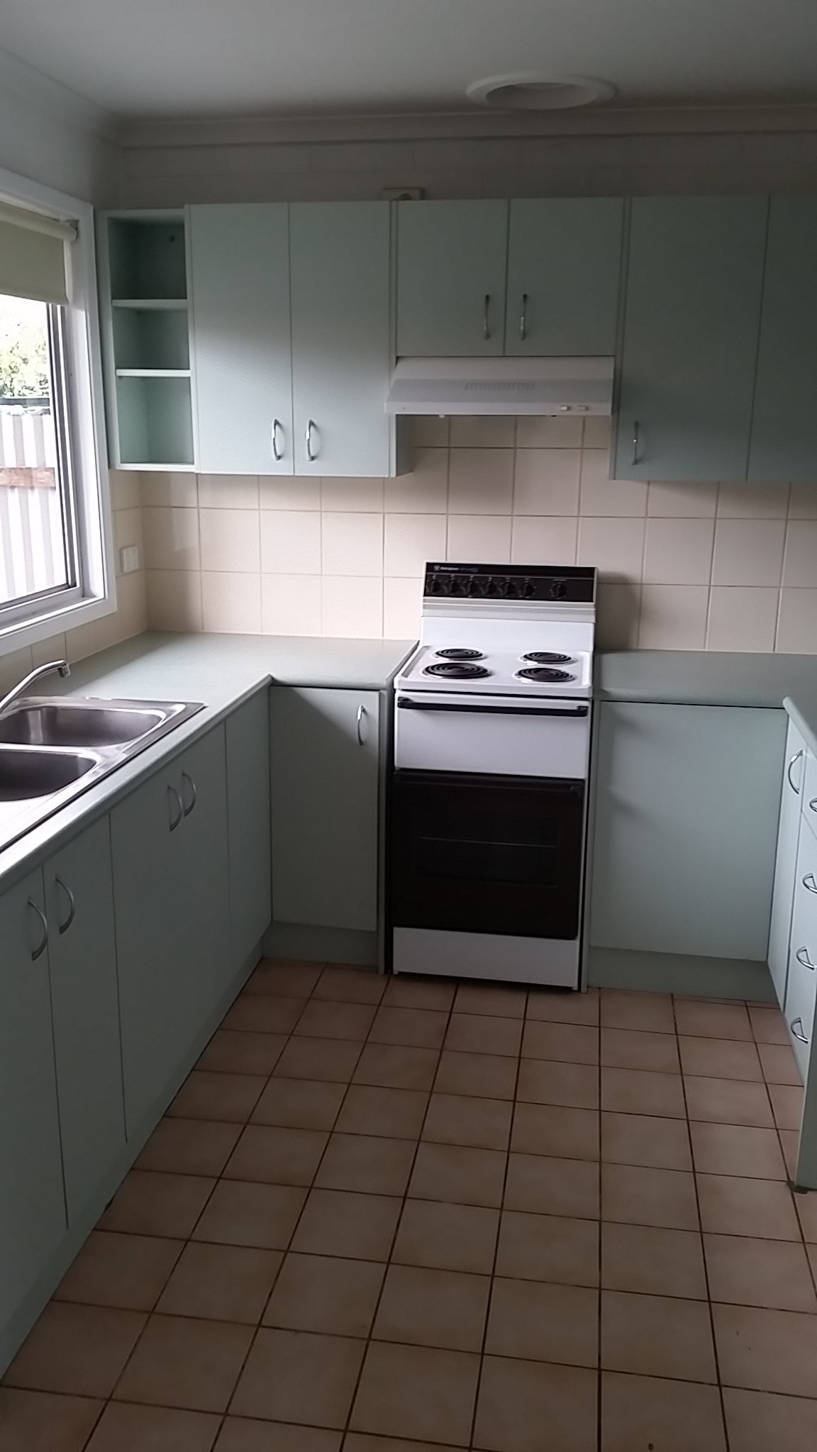 Gallery: 2/3 Hagan Court