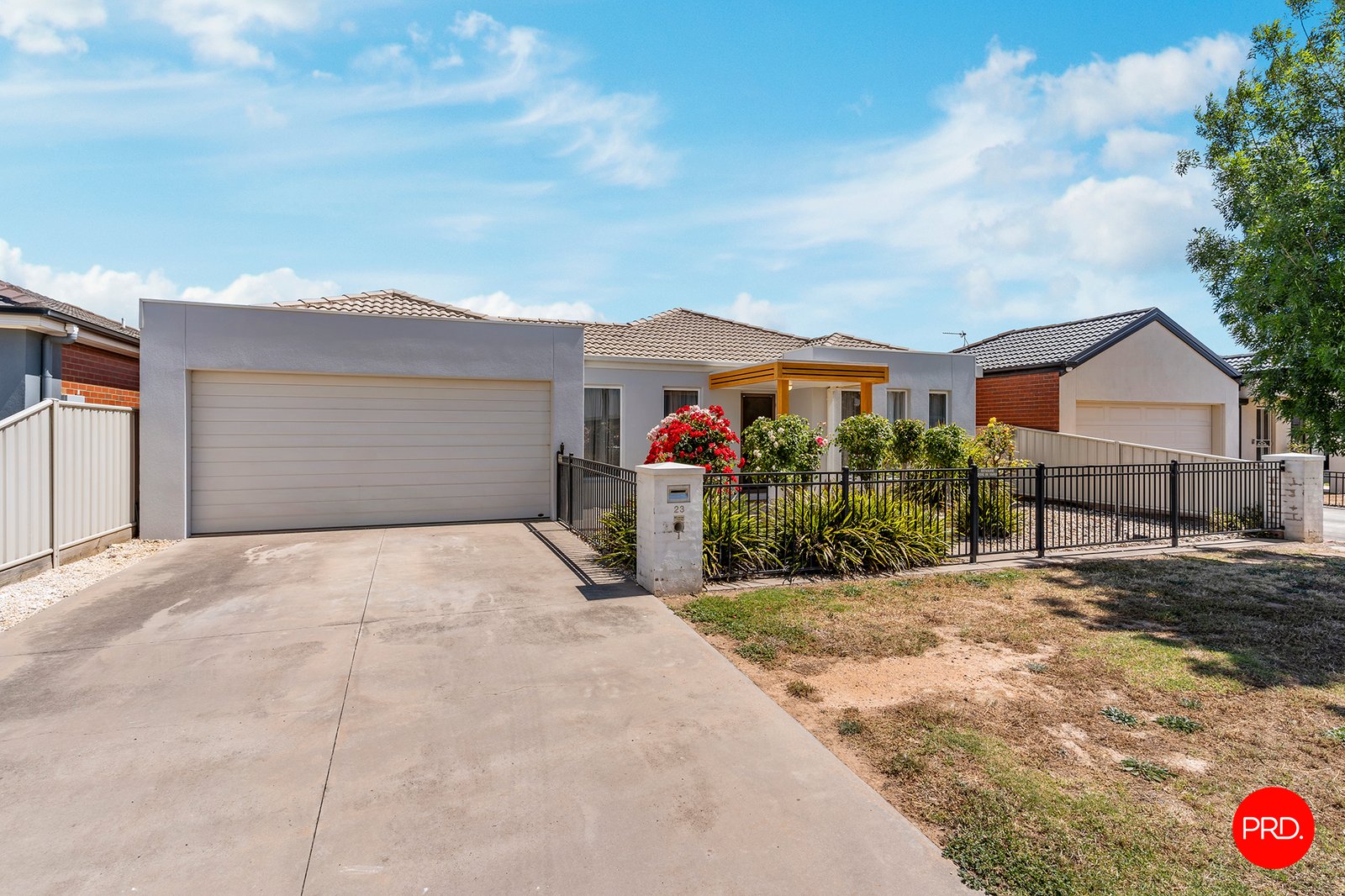 23 Hall Street WHITE HILLS 1