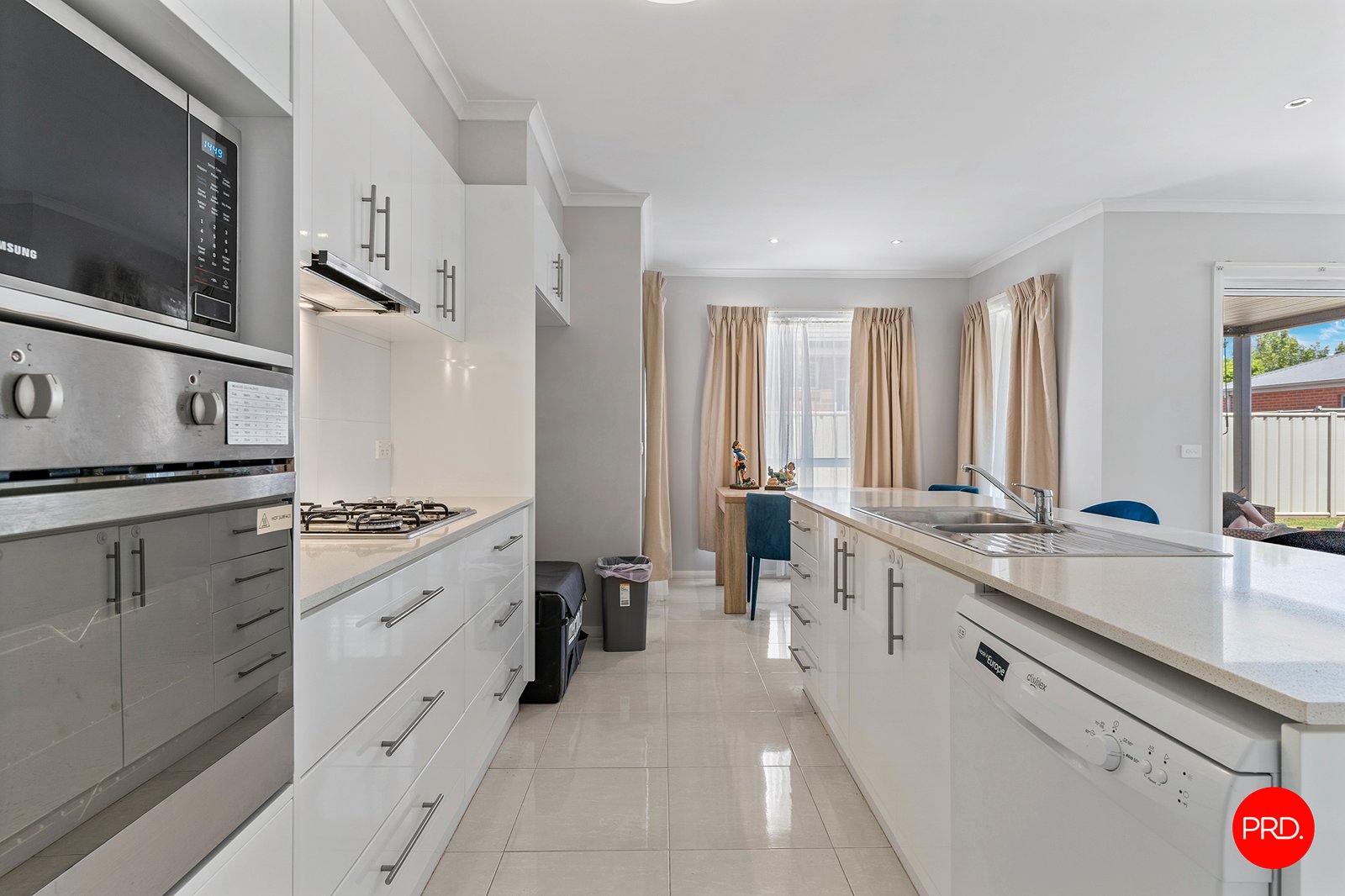 23 Hall Street WHITE HILLS 6