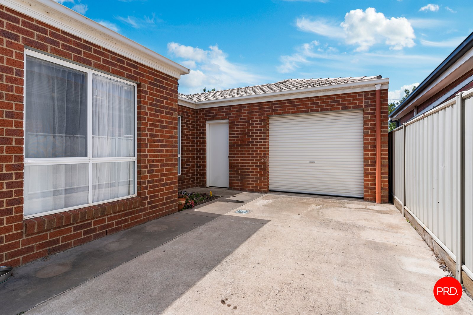 23 Hall Street WHITE HILLS 20