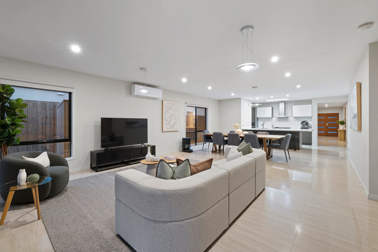 Gallery: 23 Hallow Street