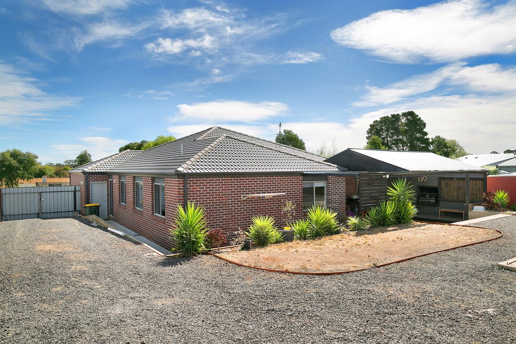 23 Hamlin Street MINERS REST 14