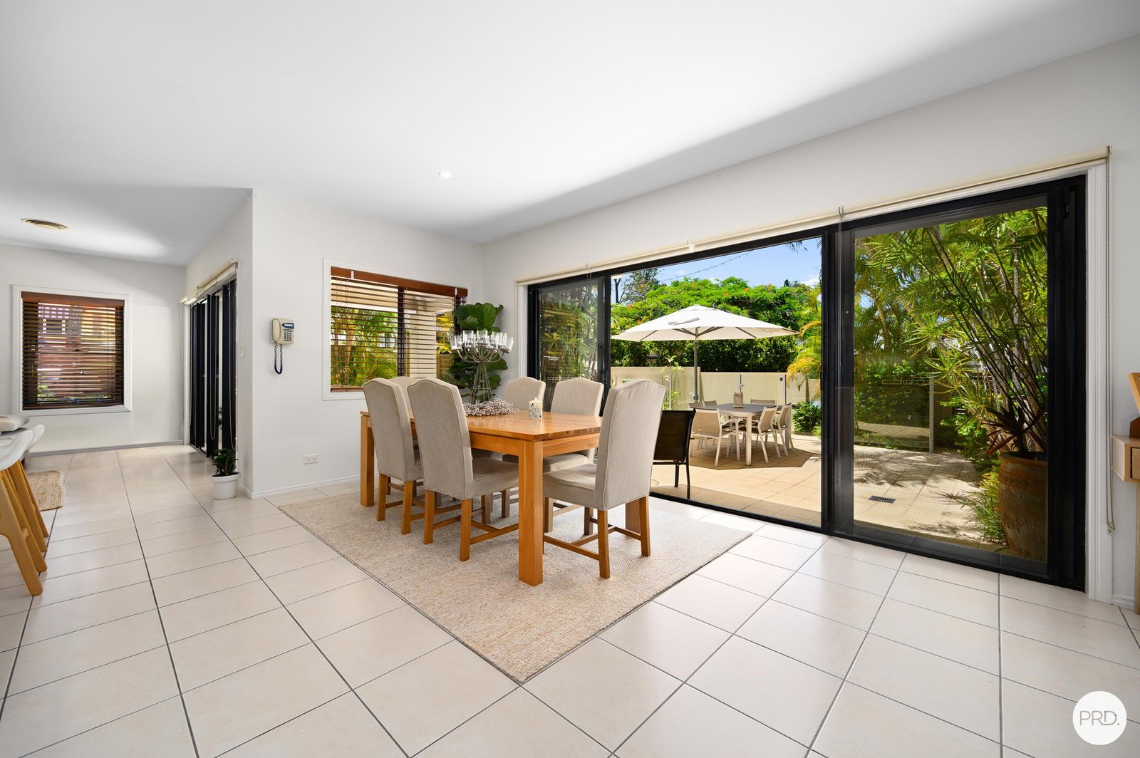 2/3 Harcourt Crescent SOUTHPORT 5