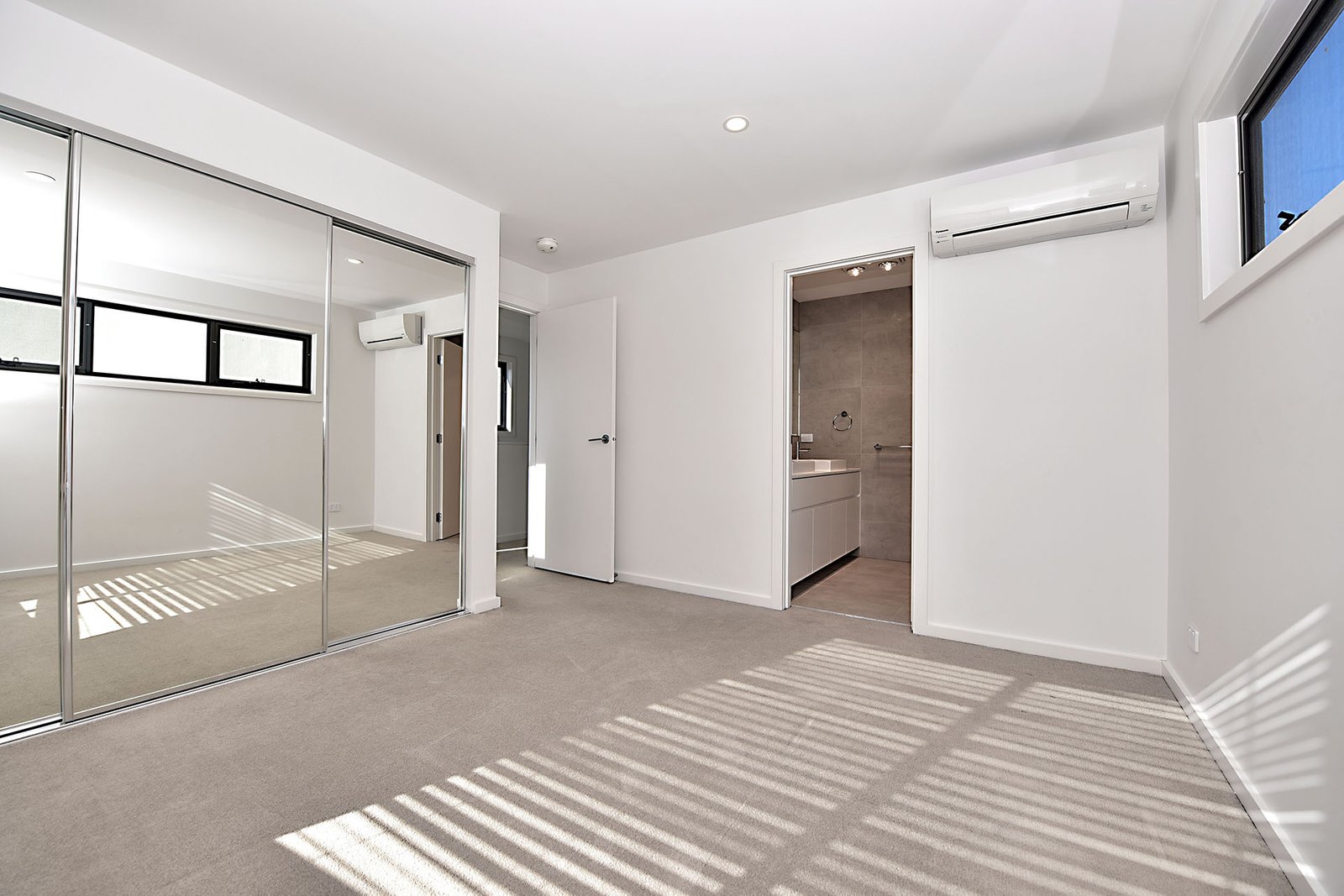 Gallery: 23 Hardy Loop
