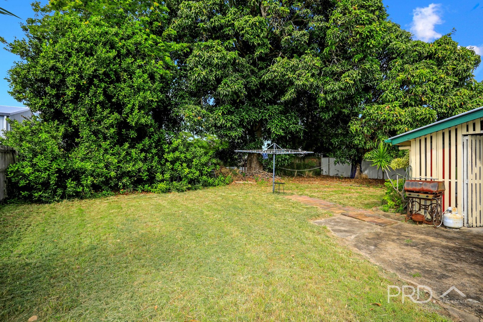 23 Hibiscus Street URANGAN 29