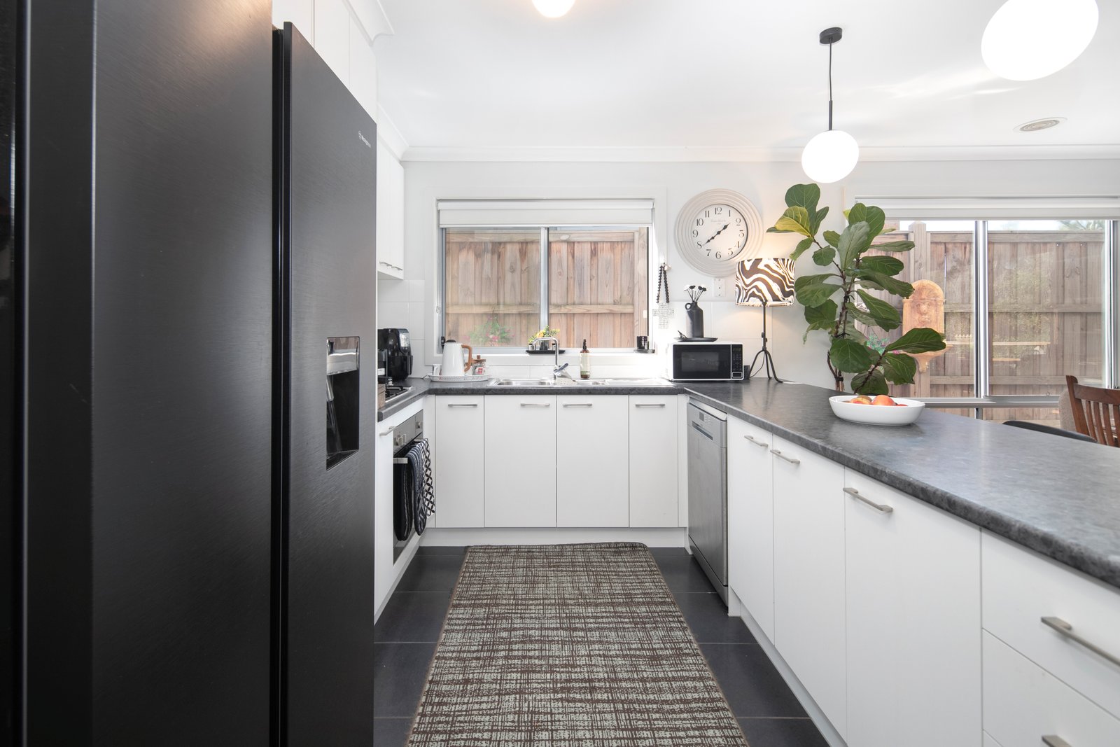 2/3 Hickory Lane CRESWICK 4