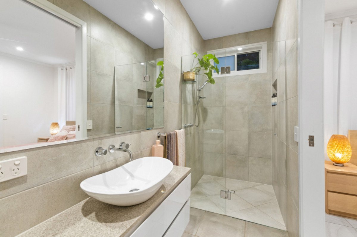 23 Hidden Cove Tallebudgera 13
