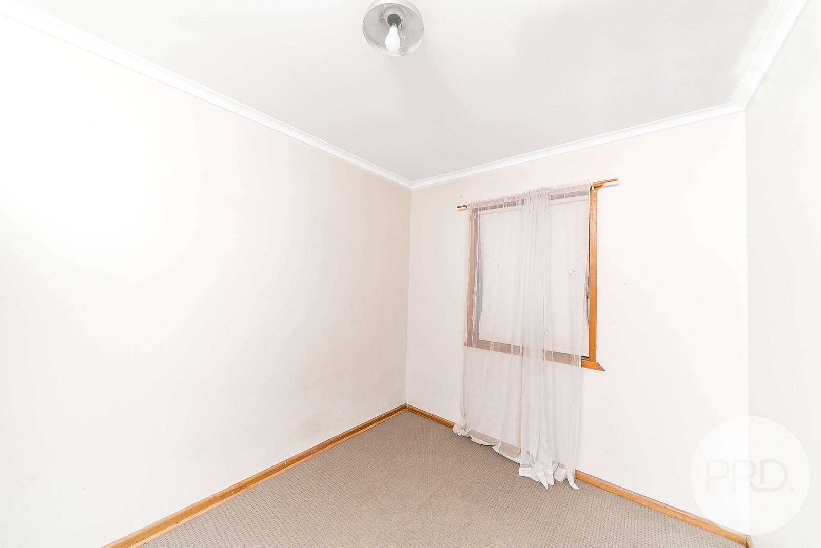 2/3 Higgins Avenue WAGGA WAGGA 7