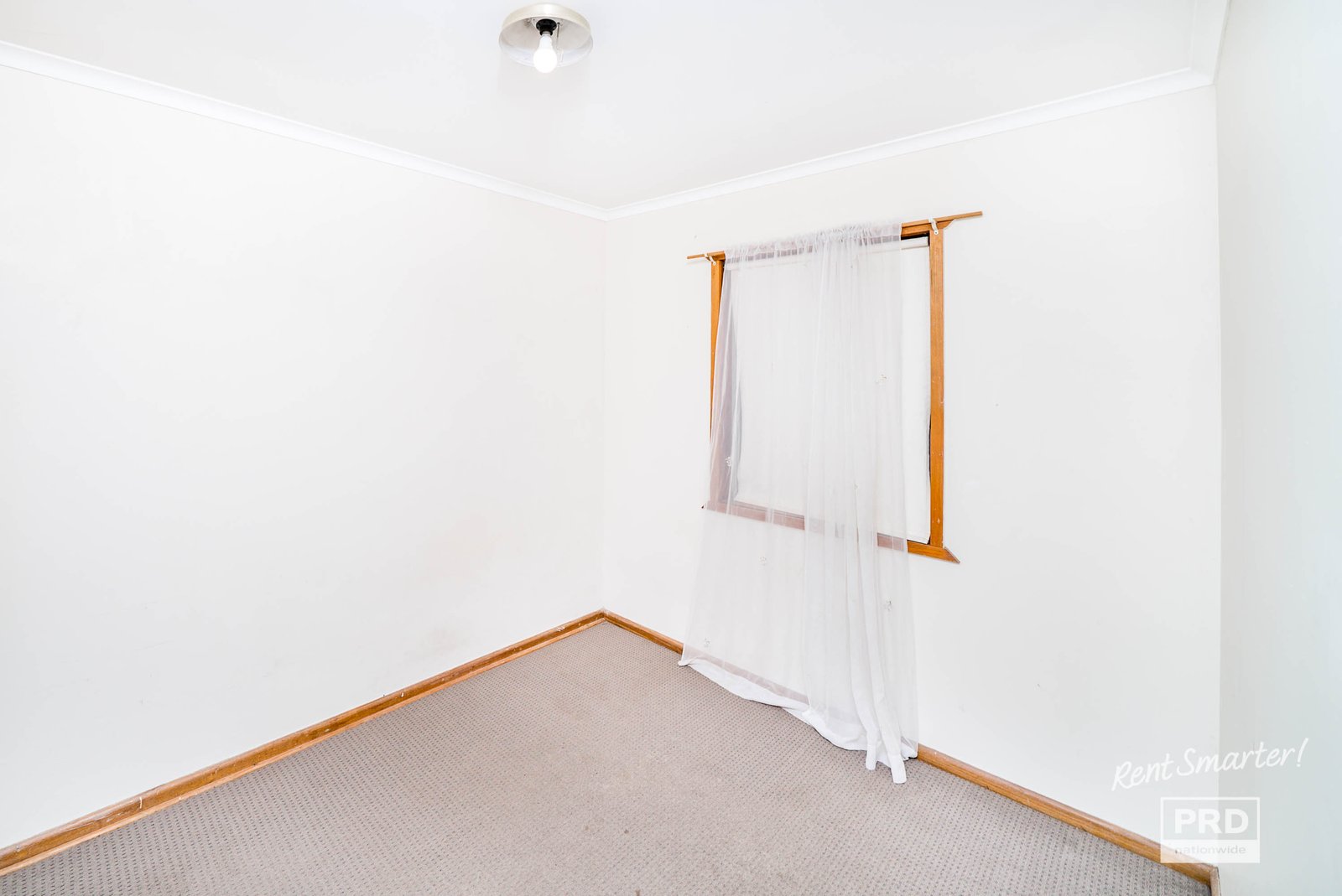 2/3 Higgins Avenue WAGGA WAGGA 6