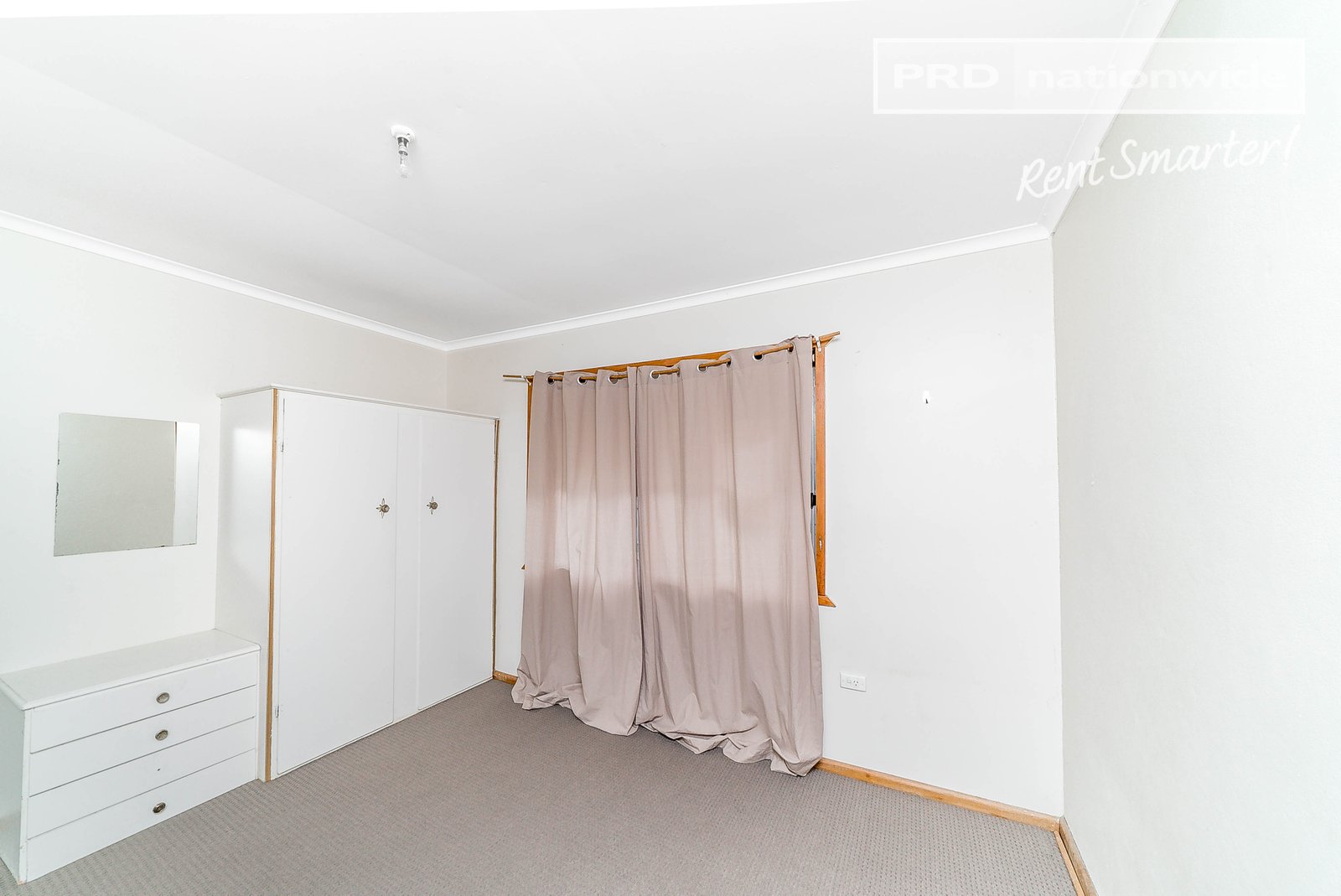 2/3 Higgins Avenue WAGGA WAGGA 7