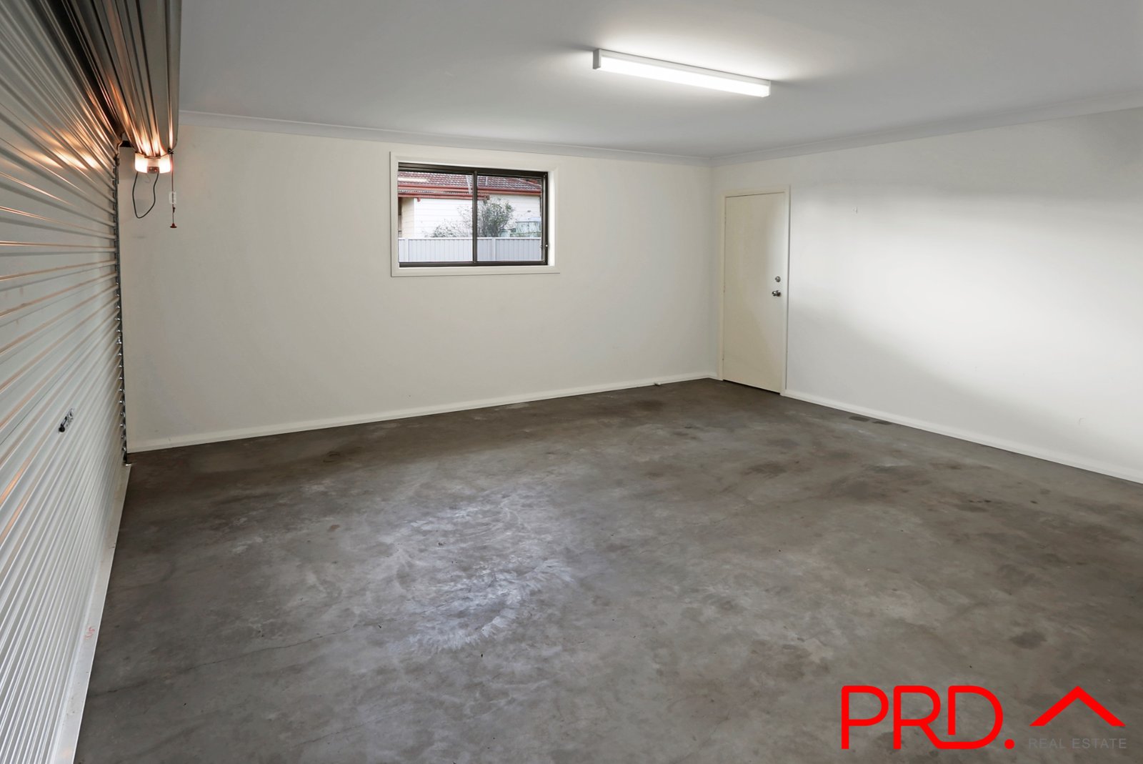 23 Higgins Lane TAMWORTH 4