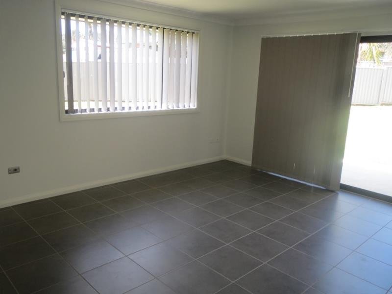 23 Higgins Lane TAMWORTH 2