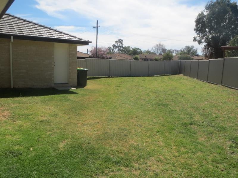 23 Higgins Lane TAMWORTH 4