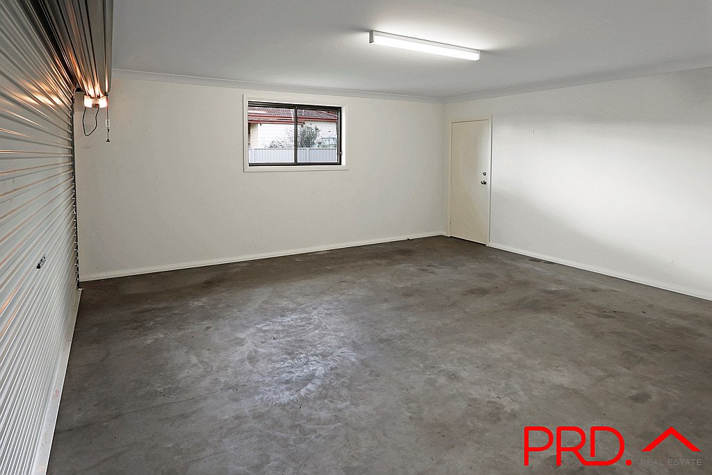 23 Higgins Street TAMWORTH 15
