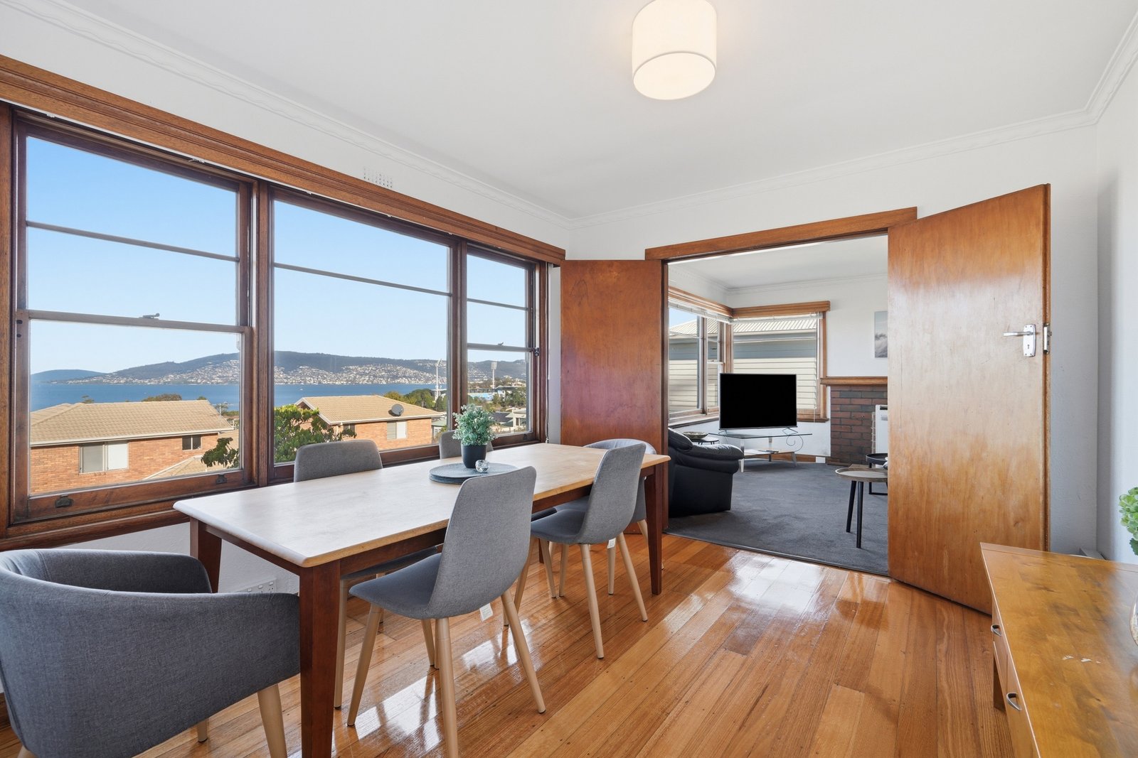 23 Hill Street BELLERIVE 5