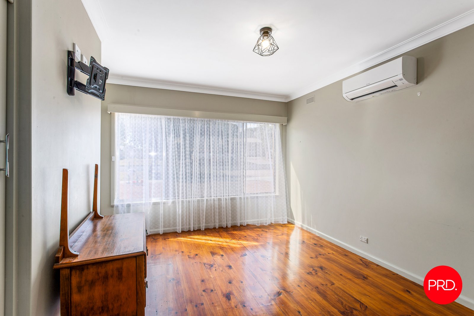 23 Holly Street GOLDEN SQUARE 3