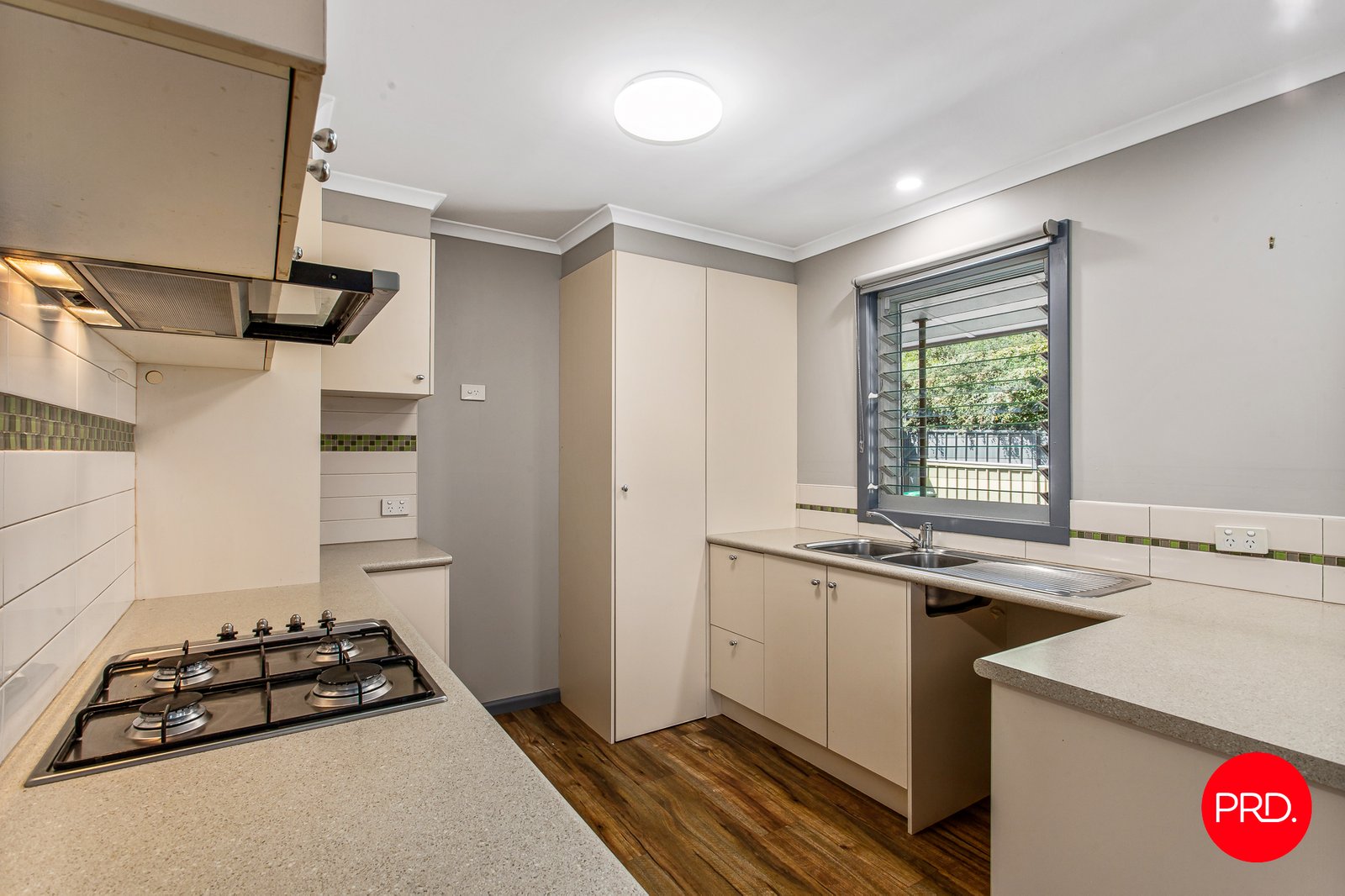 23 Holly Street GOLDEN SQUARE 5