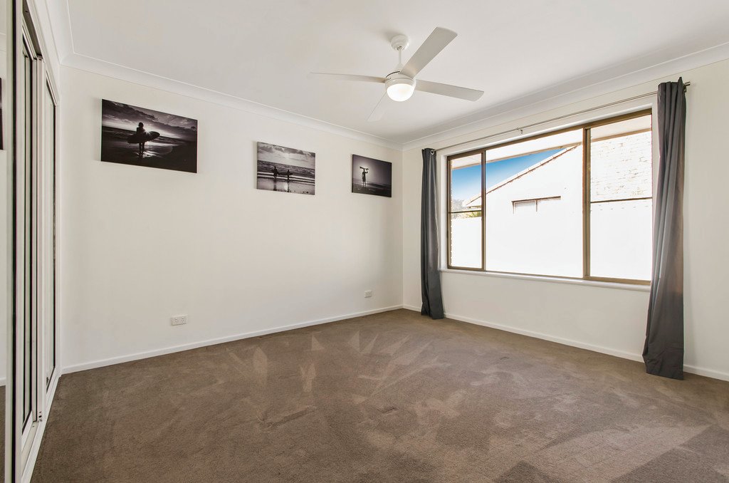 23 Honeysuckle Ave  LAKEWOOD 6