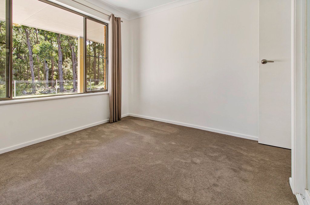 23 Honeysuckle Ave  LAKEWOOD 7