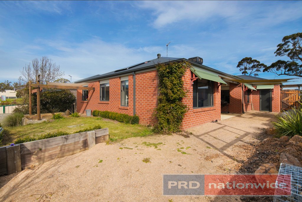 23 Horwood Drive CANADIAN 10