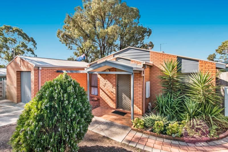 23 Howell Crescent KANGAROO FLAT 1