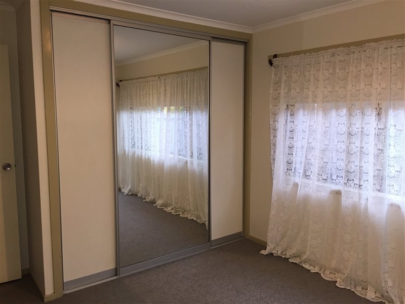 23 Howell Crescent KANGAROO FLAT 6