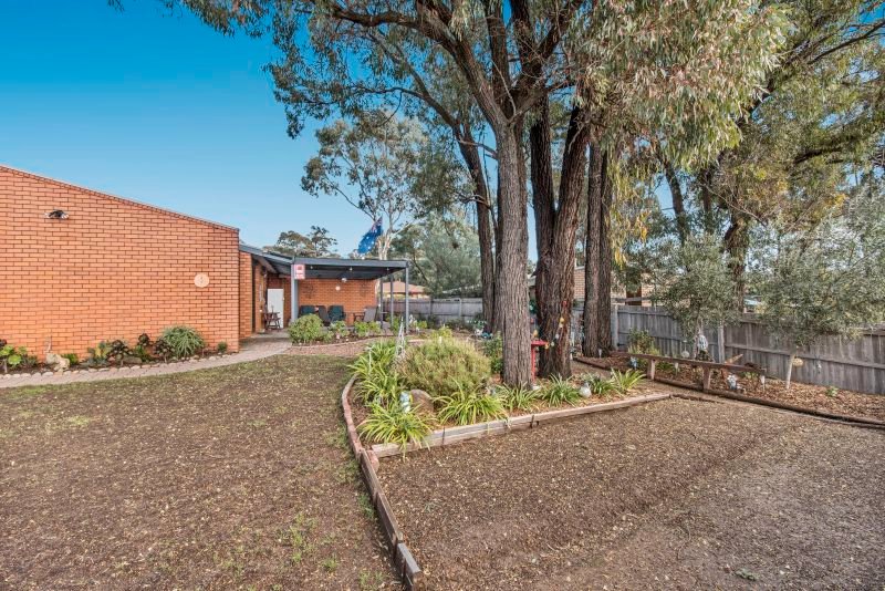 23 Howell Crescent KANGAROO FLAT 8