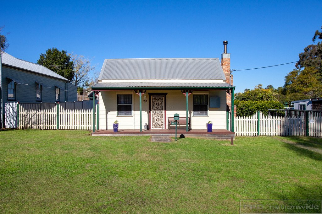 23 Hunter St  GRETA 1