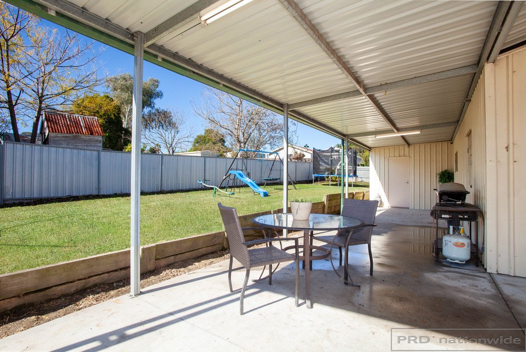 23 Hunter St  GRETA 17