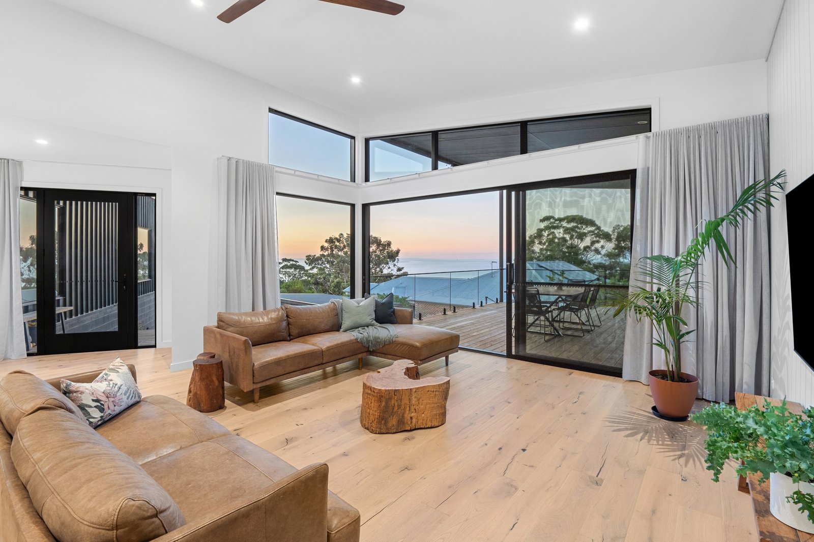 Gallery: 23 Jackson Way