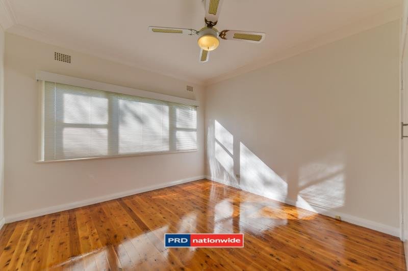 23 Jean Street TAMWORTH 4