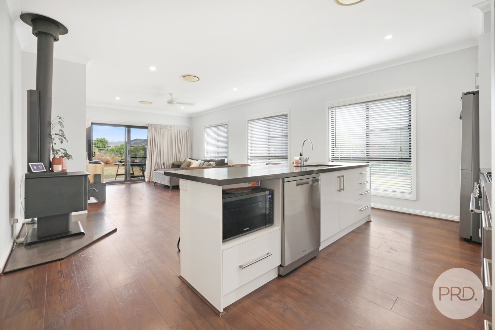 23 Jubata Drive TAMWORTH 8