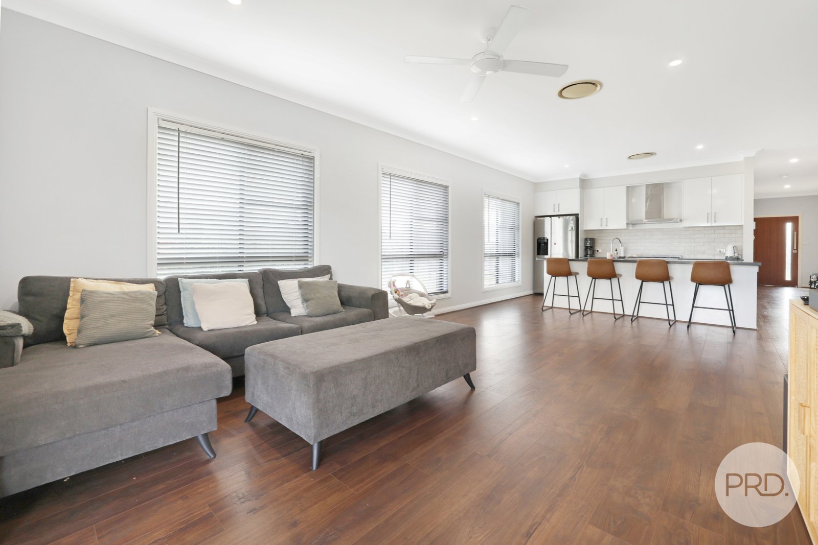 23 Jubata Drive TAMWORTH 14