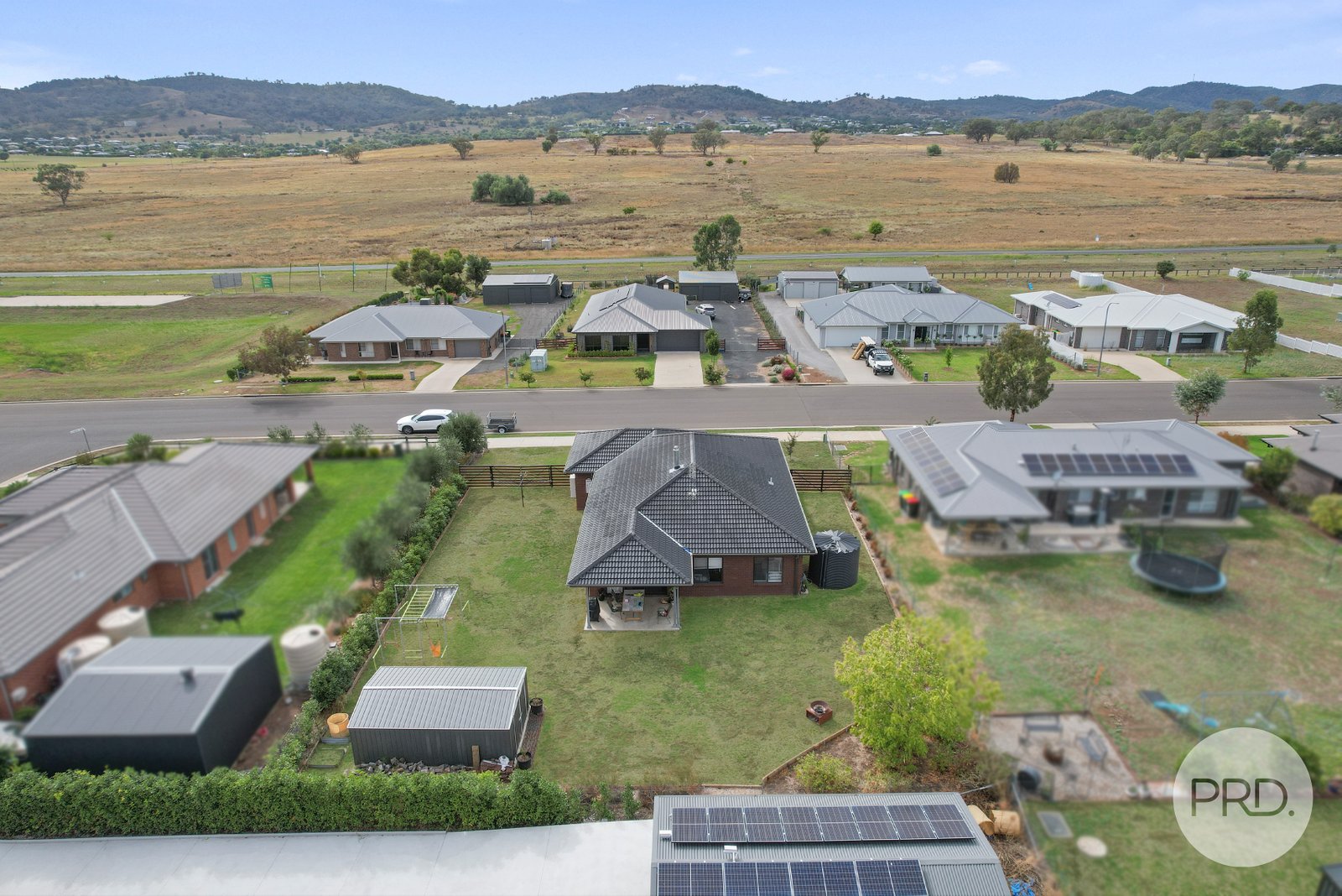 23 Jubata Drive TAMWORTH 23