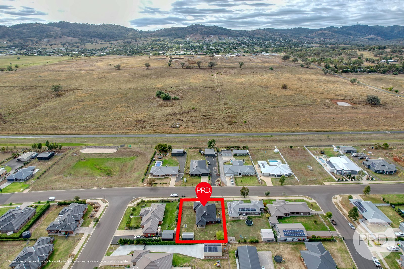 23 Jubata Drive TAMWORTH 27