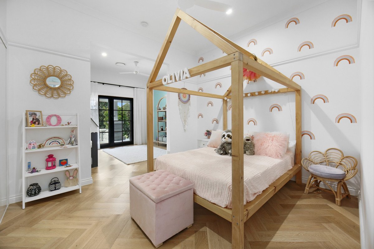 23 Julie Way Mudgeeraba 24