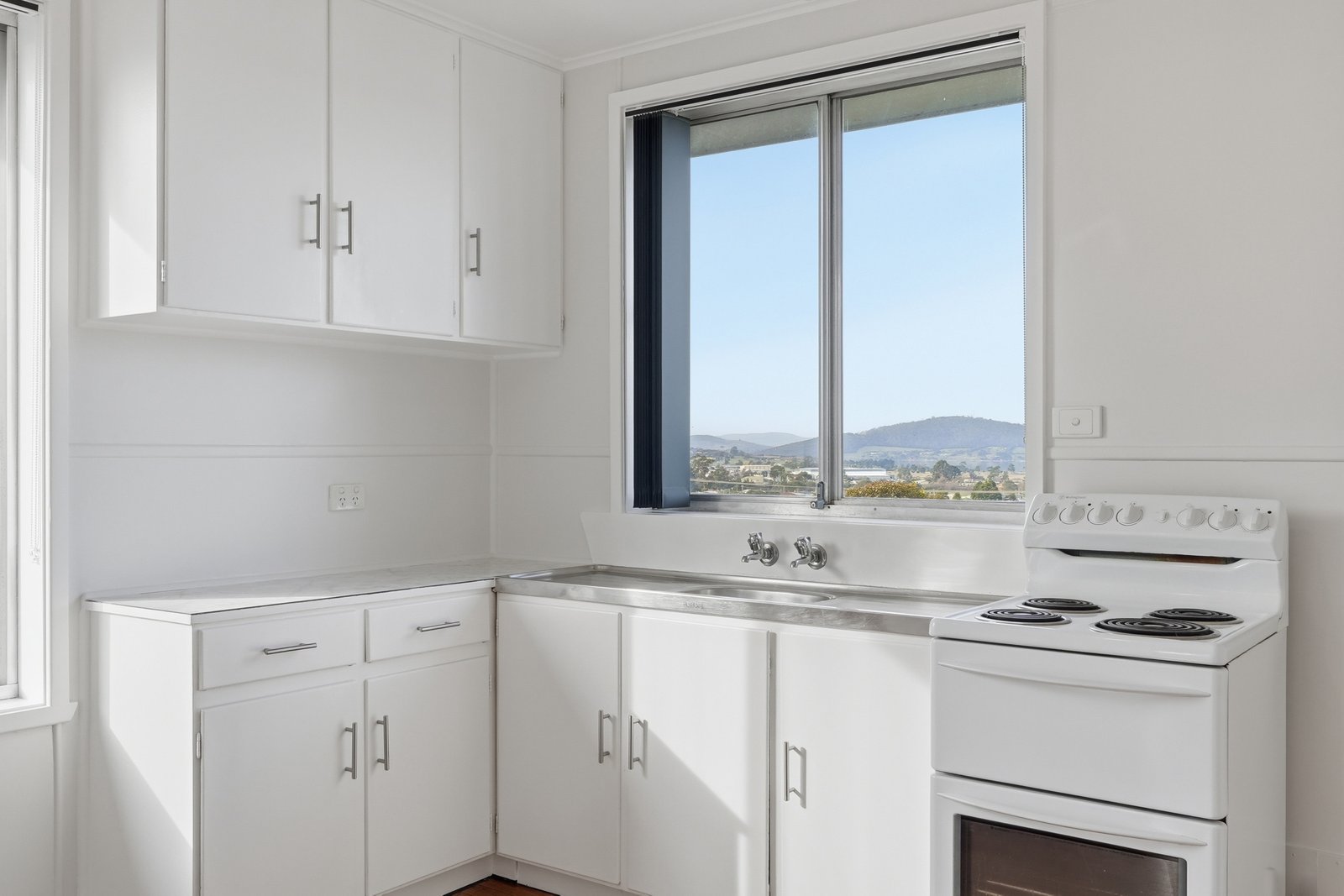 23 Kanooka Street ROKEBY 9