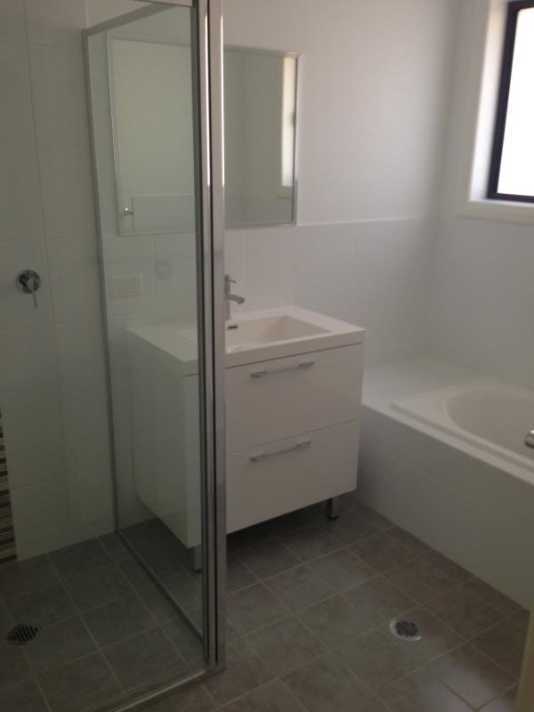 23 Kaputar Close TAMWORTH 5
