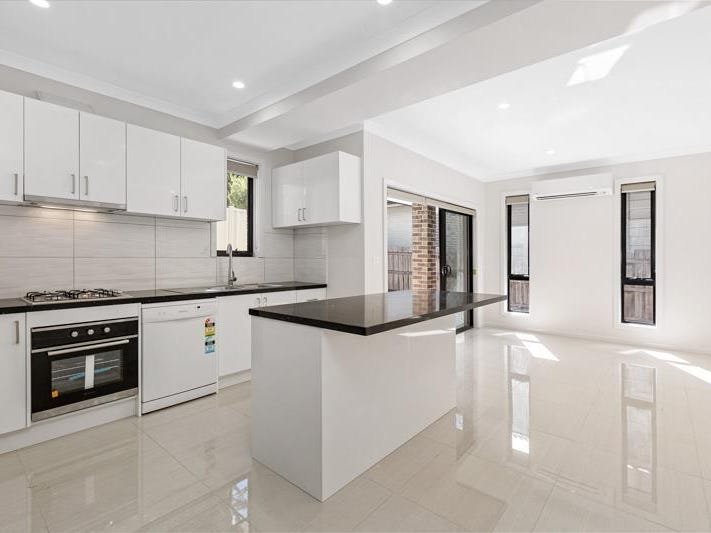 Gallery: 2/3 Kathleen Street