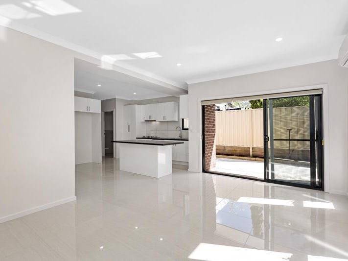 Gallery: 2/3 Kathleen Street