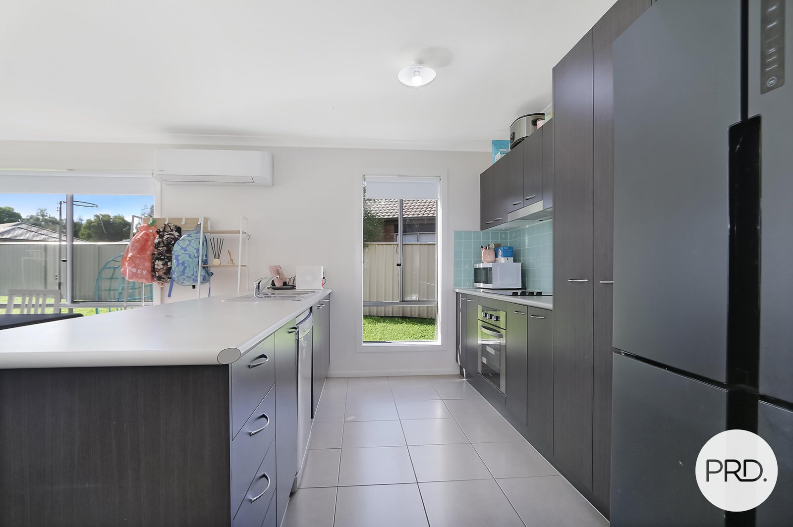 23 Kendall Drive HAMILTON VALLEY 4