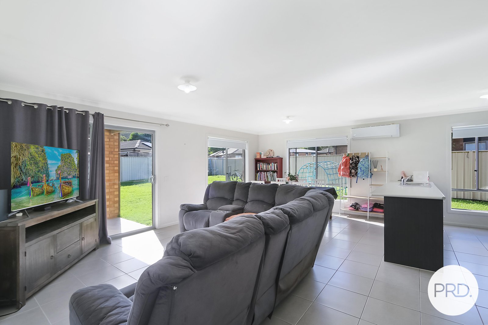23 Kendall Drive HAMILTON VALLEY 7