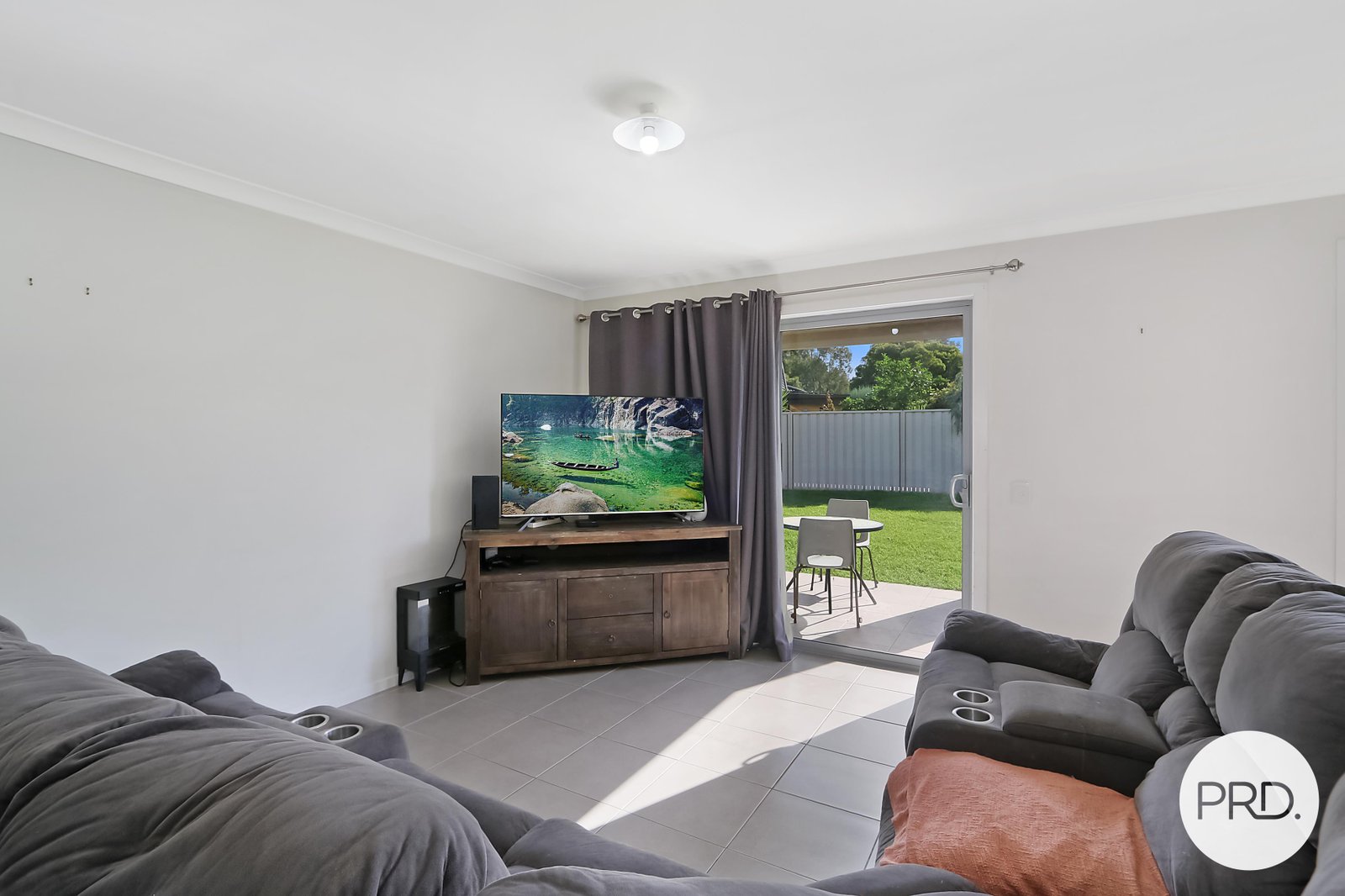 23 Kendall Drive HAMILTON VALLEY 8