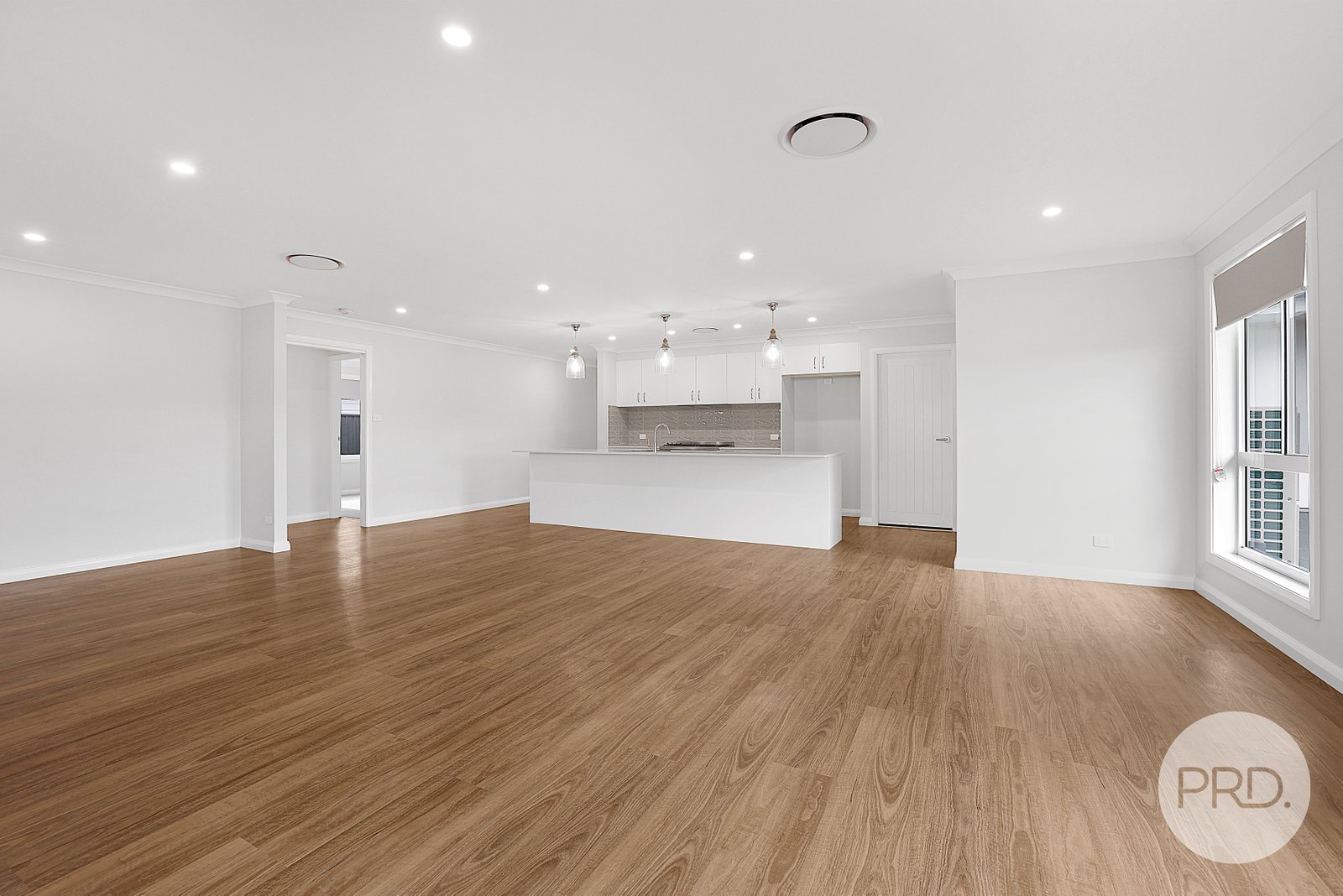 23 Kestral Street TAMWORTH 11