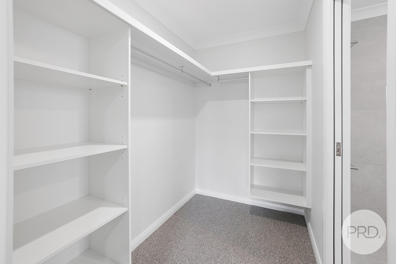 23 Kestral Street TAMWORTH 13