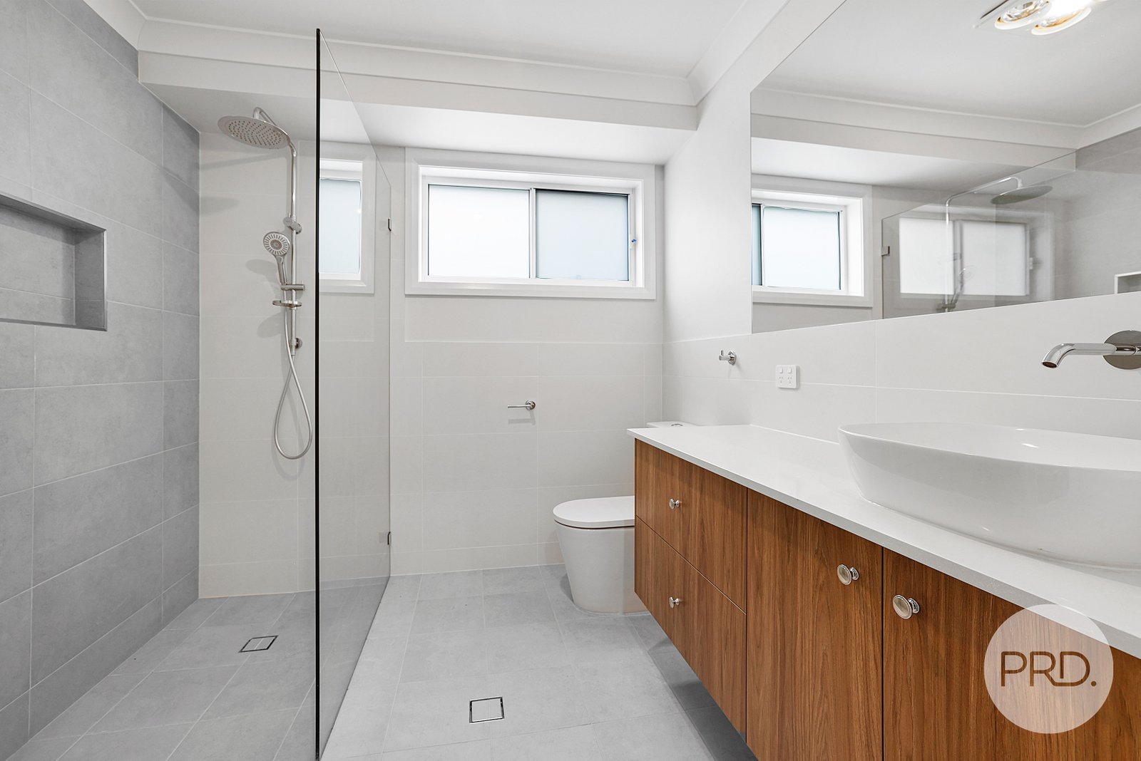 23 Kestral Street TAMWORTH 14