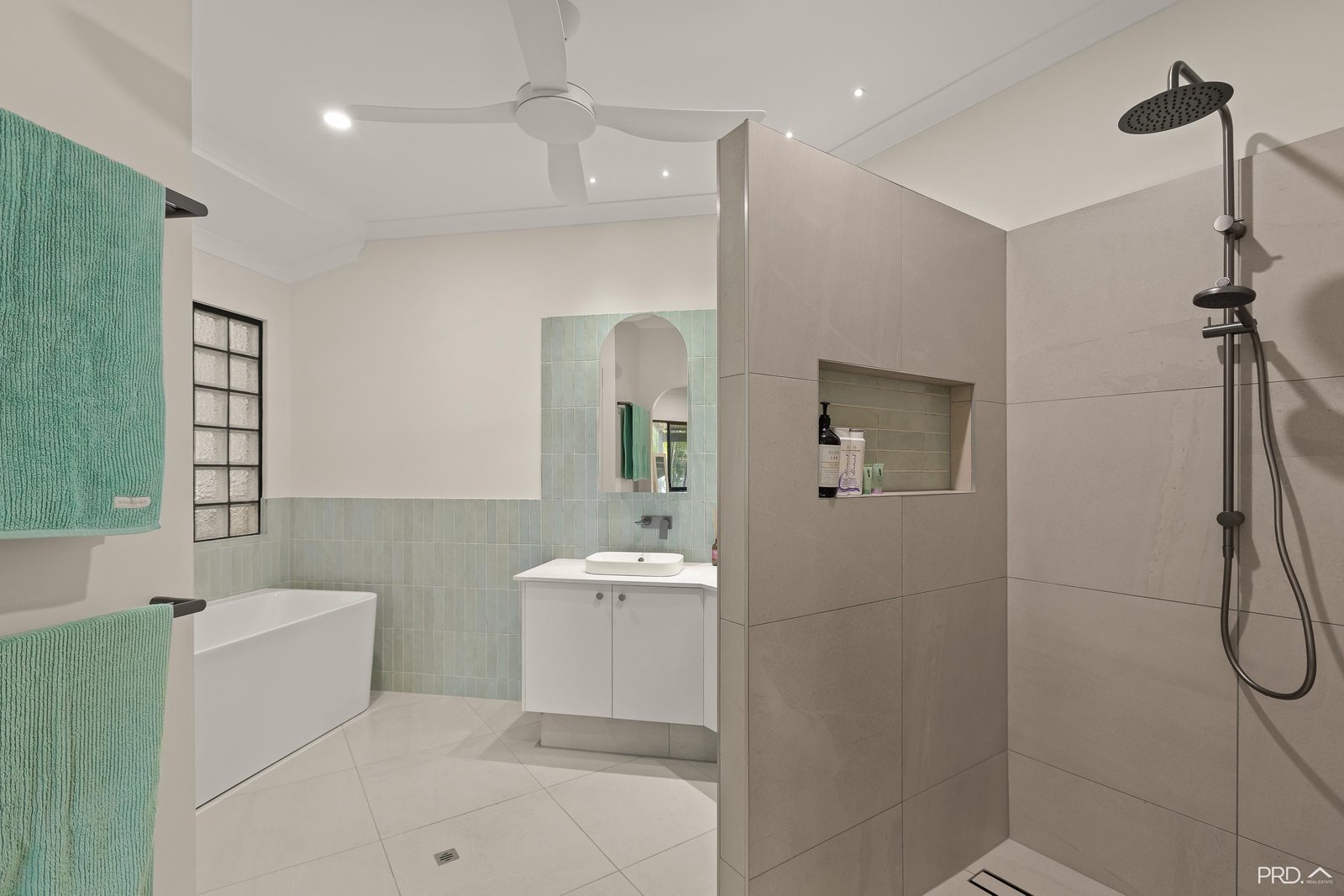 23 Kestrel Place DJUGUN 5