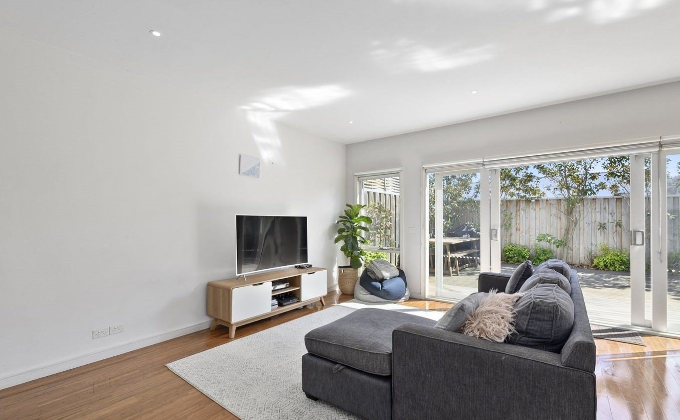 Gallery: 2/3 Kilgour Court