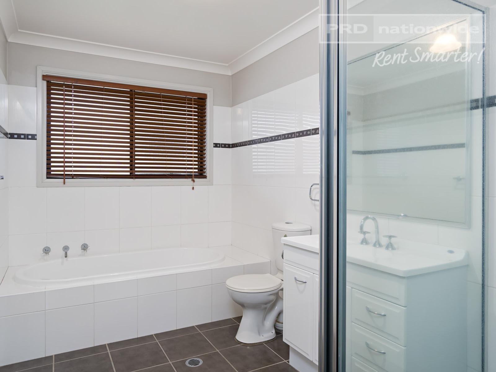 2/3 Kimberley Drive TATTON 6